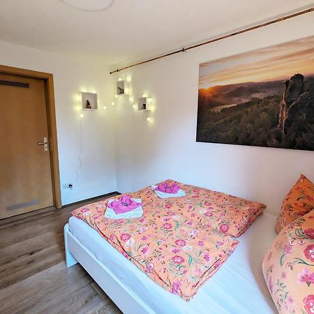 S3 - Urlaubsmagie - Fuer 4P Mitten Im Elbsandsteingebirge ゼーブニッツ エクステリア 写真